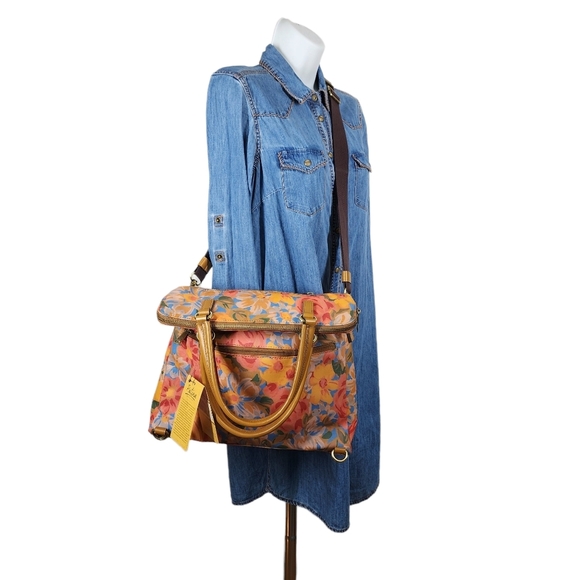 PATRICIA NASH COATED CANVAD TRAPANI CONVERTIBLE BACKPACK main image 3